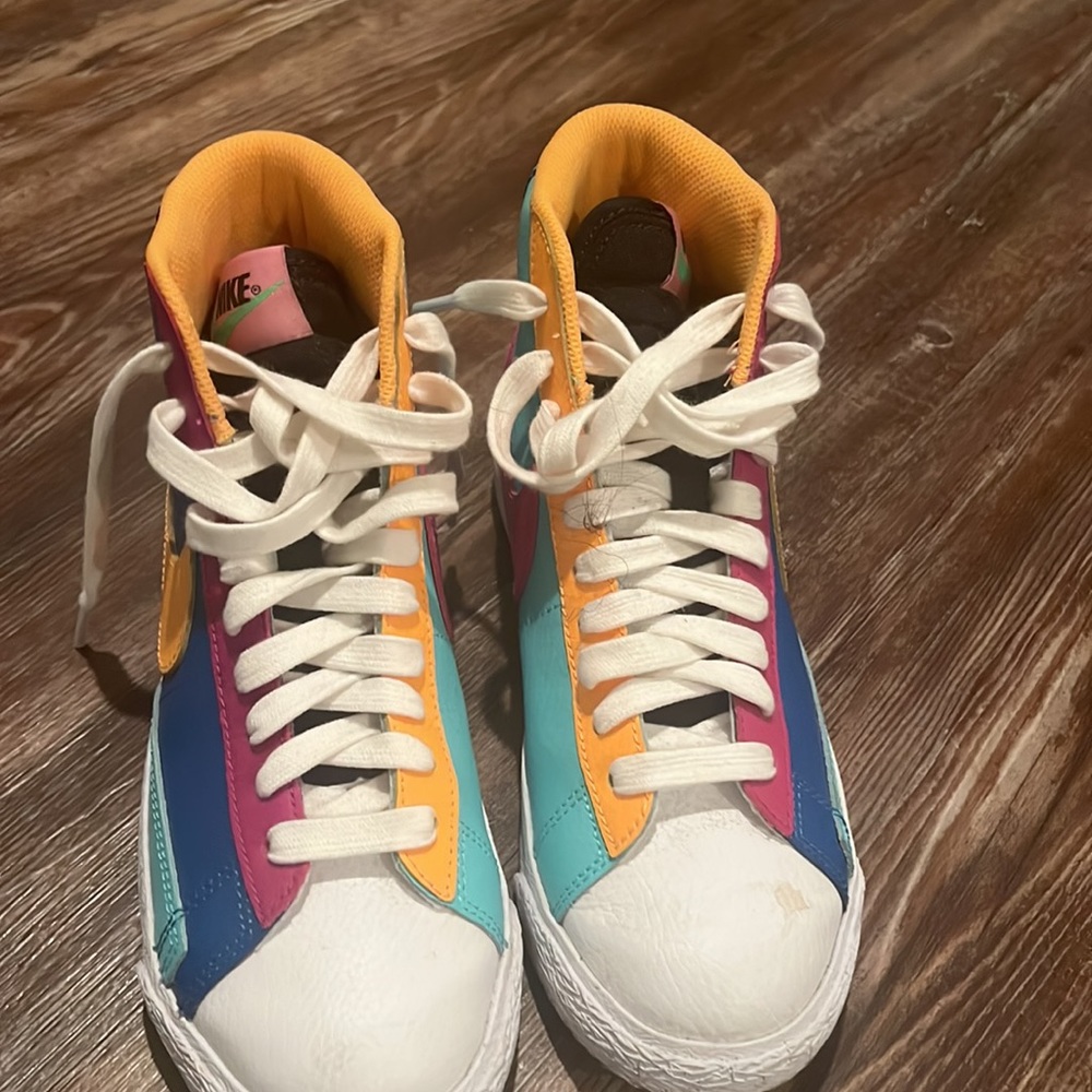 Nike Youth Size 4 high tops